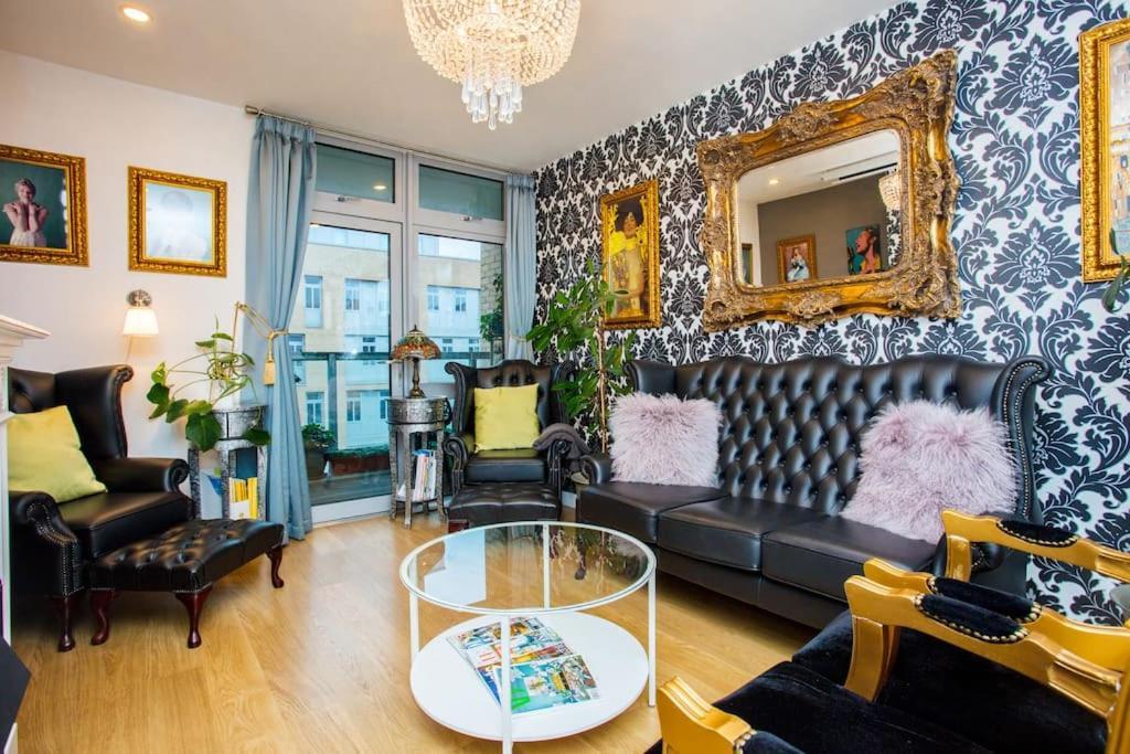 Unique & Welcoming 2Bd Flat In Limehouse Apartamento Londres Exterior foto